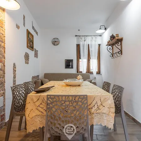 Holiday home Mary's House - Wifi & Private Parking Gonnesa